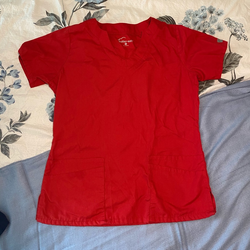 $5 bundled- Butter soft scrub top in red